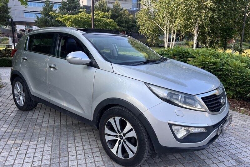 Silver Used 2011 Kia Sportage 3 SUV | £1,850 (Fair price) - Image 1/1