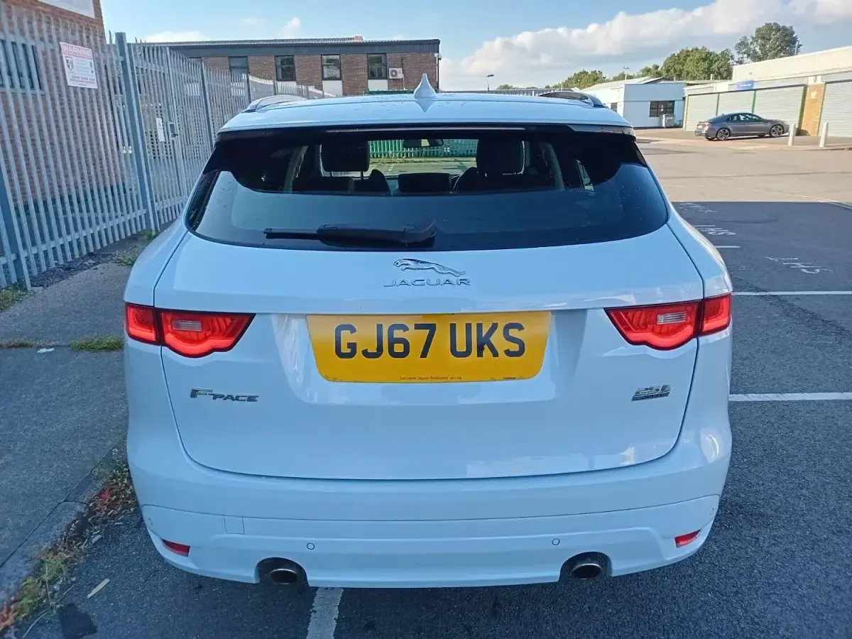 Used Jaguar F-Pace R-Sport 2017 White SUV