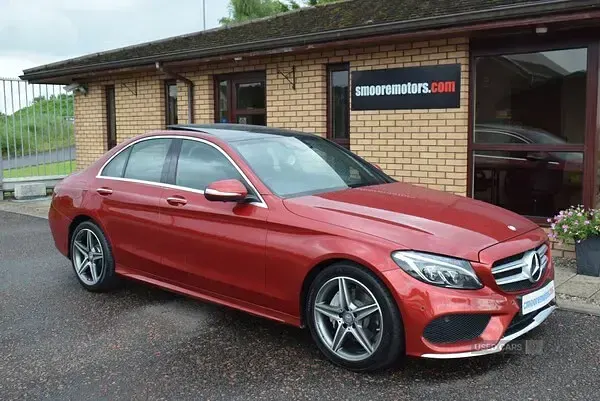 Used Mercedes C200 AMG Line Premium Plus 184 HP (135 kW) 2015 Red Sedan