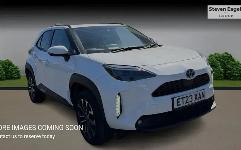 Begagnad Toyota Yaris Hybrid Design 116 HK (85 kW) 2026 Kombi