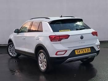 New VW T-Roc Match 150 HP (110 kW) 2025 White SUV