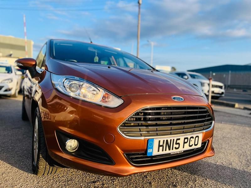 Used Ford Fiesta Zetec 2015 Brown Hatchback