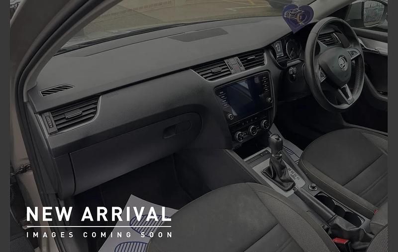 Used Skoda Octavia SE 113 HP (83 kW) 2017 Cappuccino beige metallic Hatchback