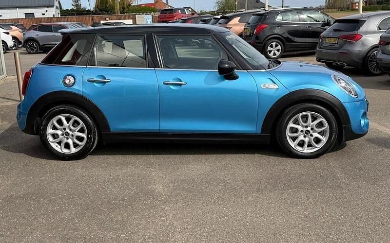 Używany Mini Cooper S Hatch 192 KM (141 kW) 2018 Niebieski Hatchback