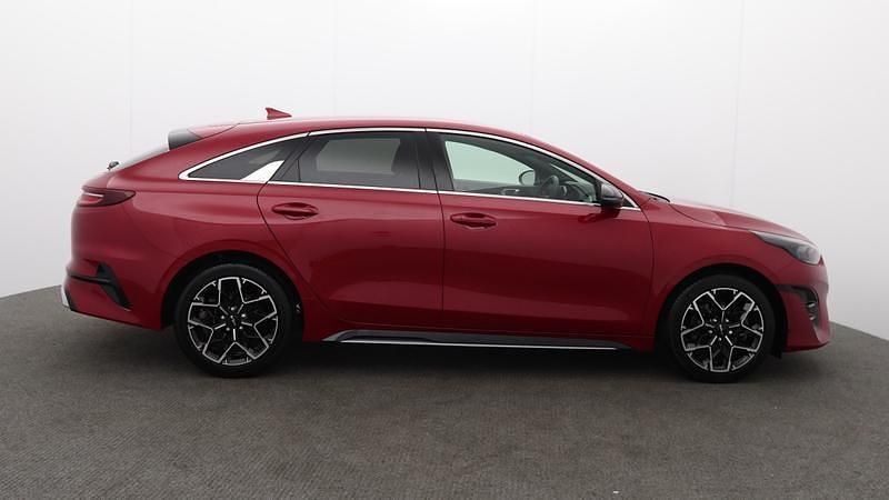 Used Kia ProCeed GT-Line 160 HP (117 kW) 2024 Infra red Estate