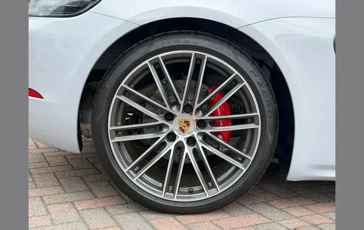 New Porsche Boxster 394 HP (289 kW) 2025 Grey Cabriolet