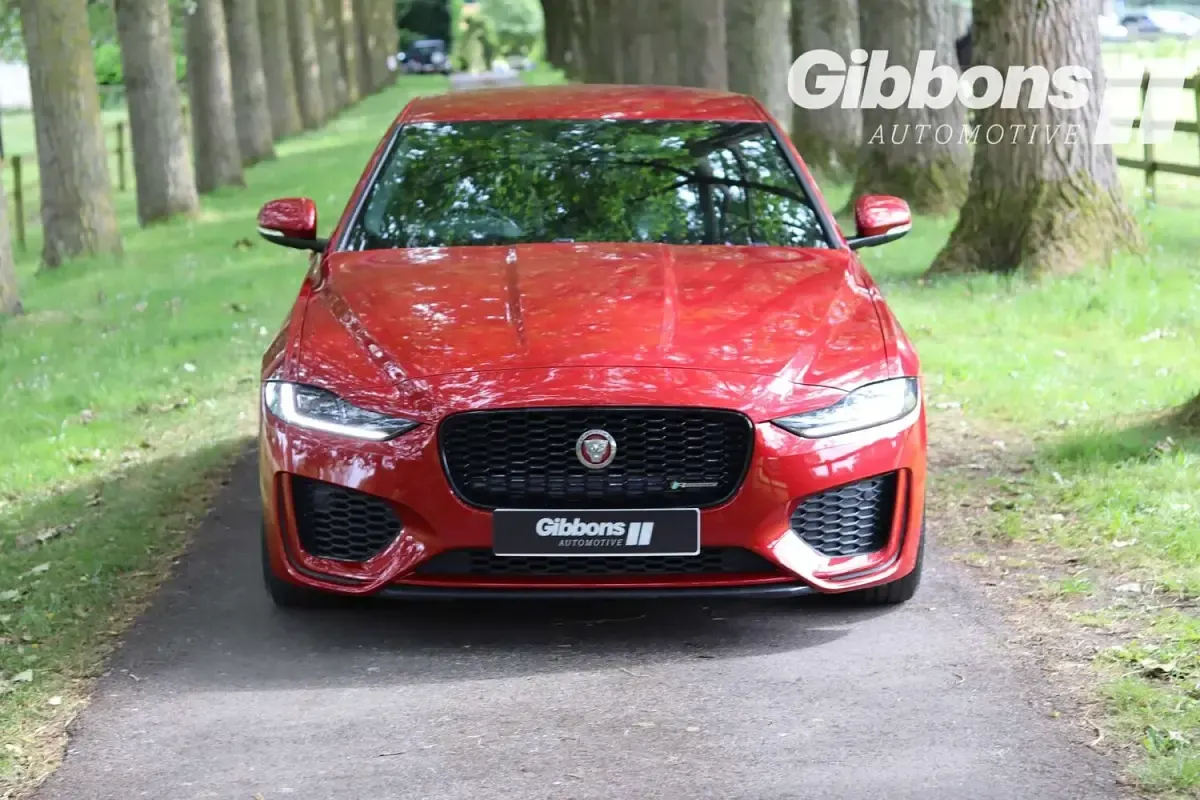 Used Jaguar XE R-Dynamic 300 HP (220 kW) 2019 Red Sedan