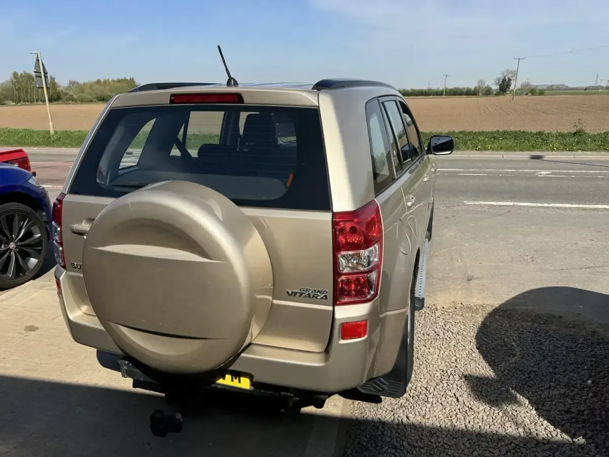Used Suzuki Grand Vitara 2009 Beige SUV