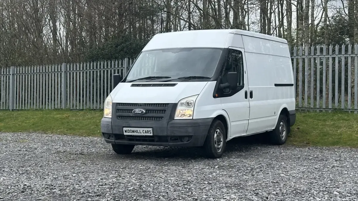 Used Ford Transit 125 HP (91 kW) 2013 White Van