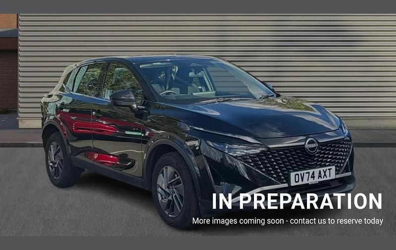 Black Used 2024 Nissan Qashqai Acenta Premium SUV | £20,667 (Fair price) - Image 1/4