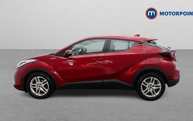 Used Toyota C-HR 122 HP (89 kW) 2023 SUV