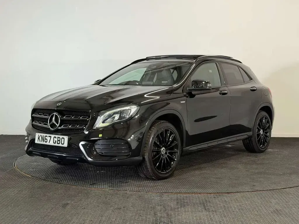 Used Mercedes GLA220 Premium Plus 2017 Black SUV