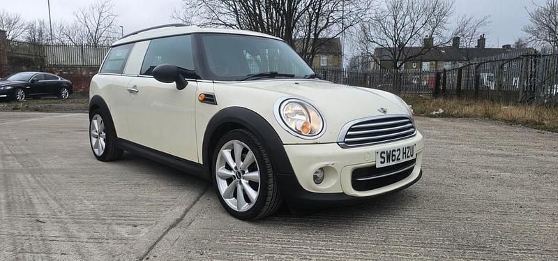 Used Mini Cooper D 2012 White Hatchback