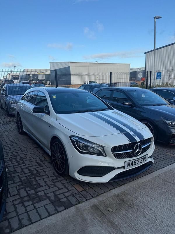 White Used 2017 Mercedes 220 Estate | £14,488 (Fair price) - Image 1/2