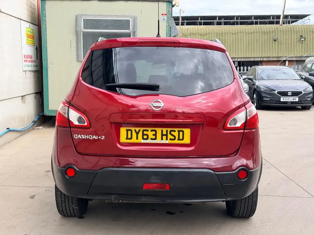 Used Nissan Qashqai +2 360º 117 HP (86 kW) 2013 Red SUV