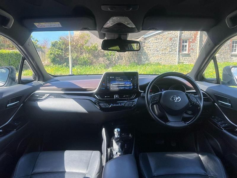 Used Toyota C-HR 120 HP (88 kW) 2019 Grey SUV