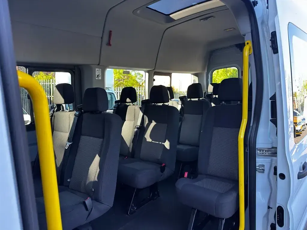 Used Ford Transit 125 HP (91 kW) 2015 White