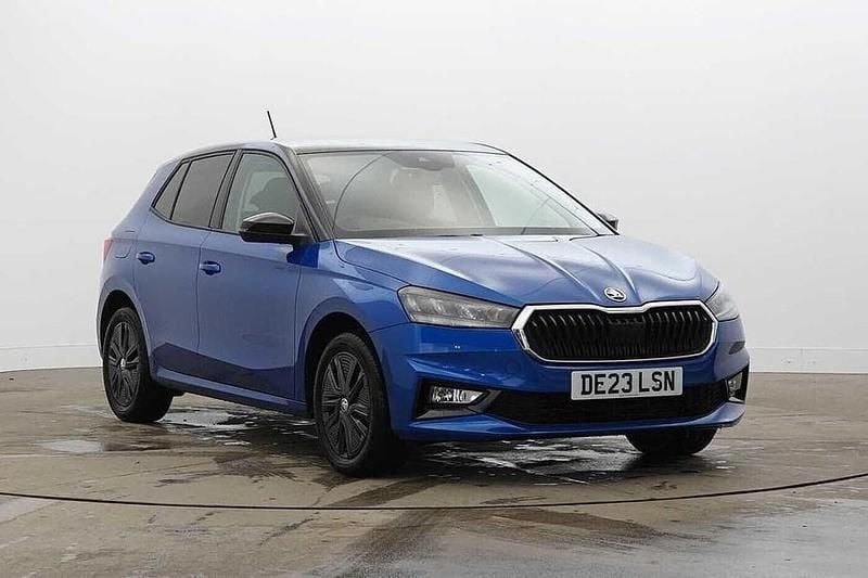 Race blue metallic black body / magic pearl effect roof Used 2023 Skoda Fabia Colour Edition Hatchback | £15,000 (Fair price) - Image 1/1