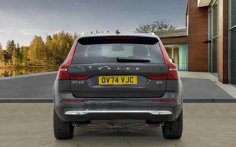 Used Volvo XC60 Ultra 250 HP (183 kW) 2024 SUV