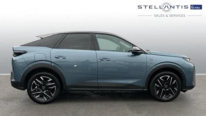Blue Used 2024 Peugeot 3008 GT SUV | £26,467 - Image 1/4