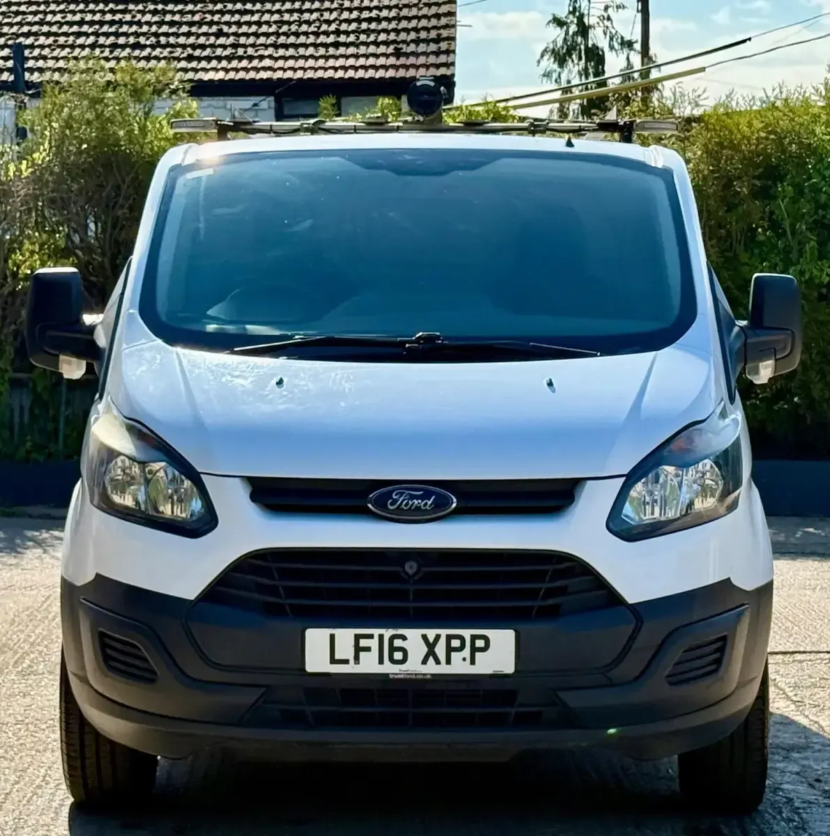 Used Ford Transit Custom 100 HP (73 kW) 2016 White Van