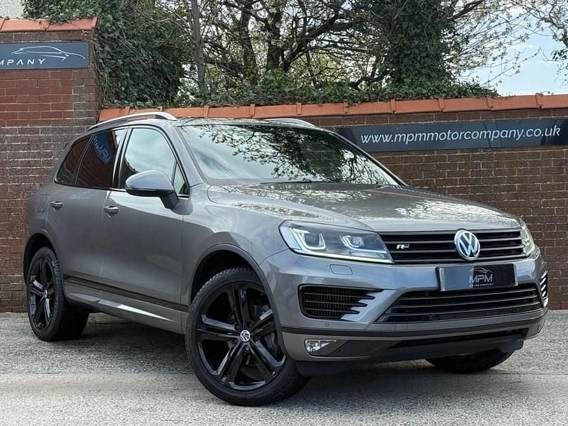 Usado VW Touareg R-line 262 HP (192 kW) 2016 Cinzento SUV