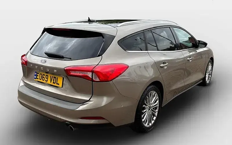 Used Ford Focus Titanium X 150 HP (110 kW) 2019 Silver Estate