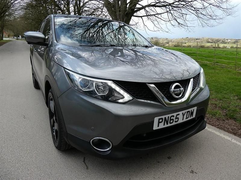 Used Nissan Qashqai N-TEC 110 HP (80 kW) 2015 Grey SUV