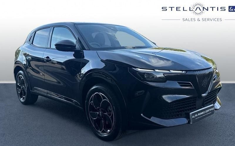 Used 2024 Alfa Romeo GT Junior Hatchback | £25,716 (Good price) - Image 1/4