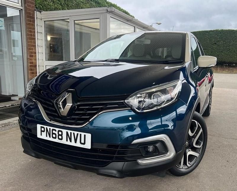 Used Renault Captur Iconic 90 HP (66 kW) 2018 Blue SUV