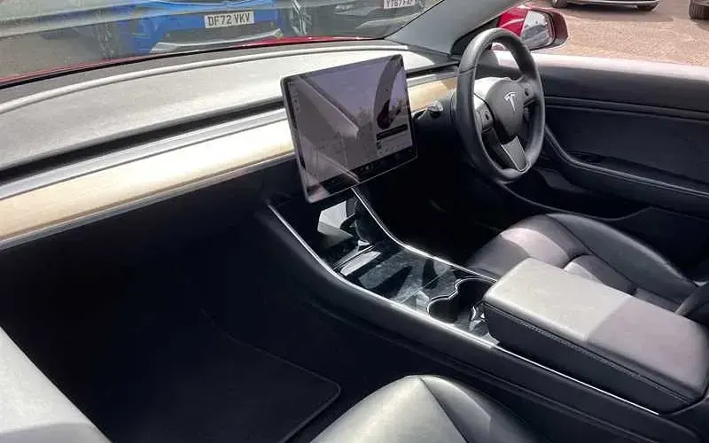 Used Tesla Model 3 Long Range AWD 258 kW (351 HP) 2023 Red Sedan