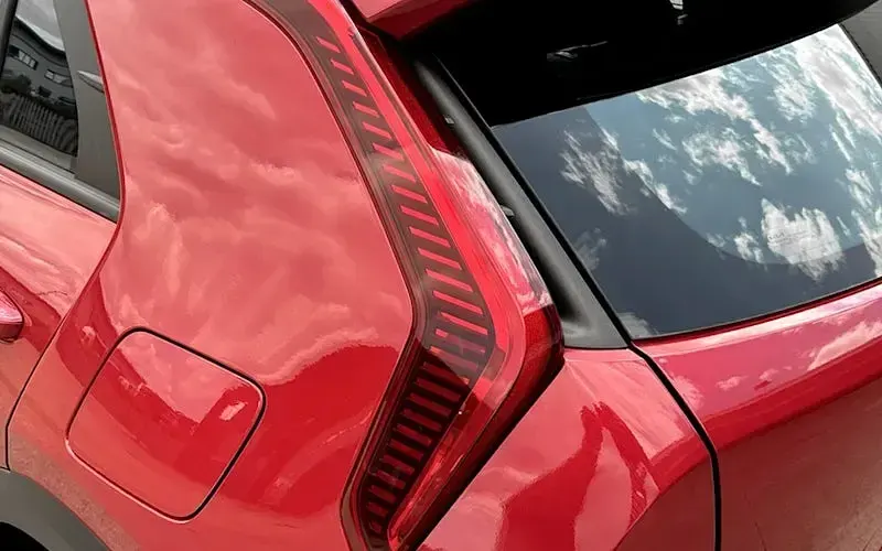 Used Kia Niro 129 HP (94 kW) 2025 Red SUV