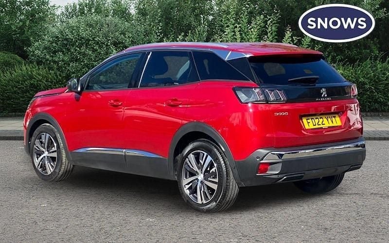 Used Peugeot 3008 Allure Premium 131 HP (96 kW) 2022 Red SUV