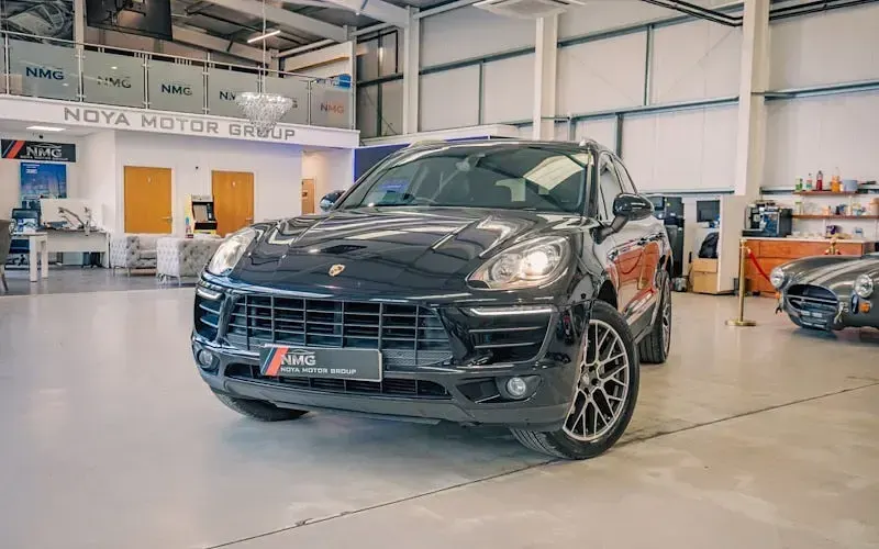 Used Porsche Macan 258 HP (189 kW) 2017 SUV