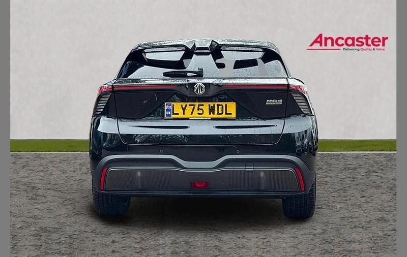 New MG MG4 EV 319 kW (435 HP) 2026 Black Hatchback