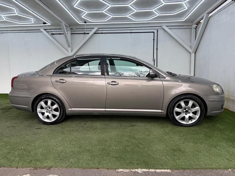 Used Toyota Avensis T4 2006 Bronze Sedan