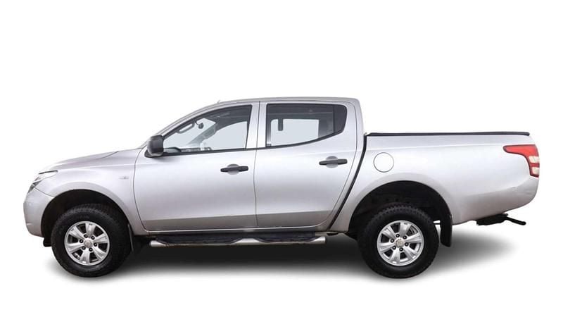 Used Mitsubishi L200 2017 Silver Pickup
