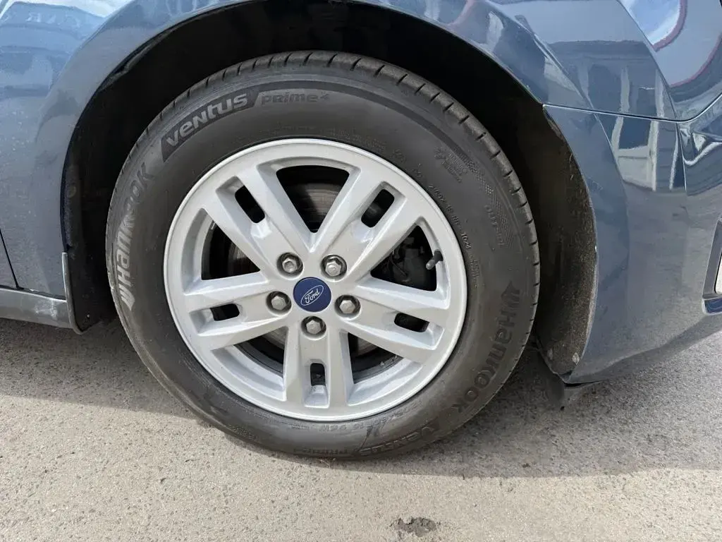 Used Ford Tourneo Connect Titanium 120 HP (88 kW) 2021 Blue MPV