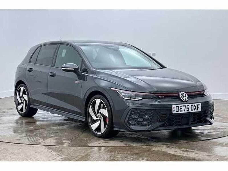 Used VW Golf VIII 265 HP (194 kW) 2025