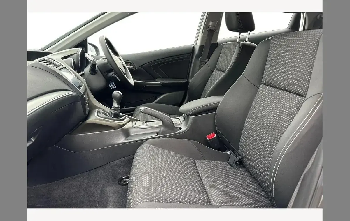 Used Honda Civic SE Plus 142 HP (104 kW) 2016 Grey Hatchback