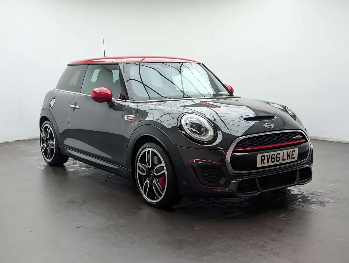 Used Mini John Cooper Works Hatch 231 HP (169 kW) 2016 Grey Hatchback