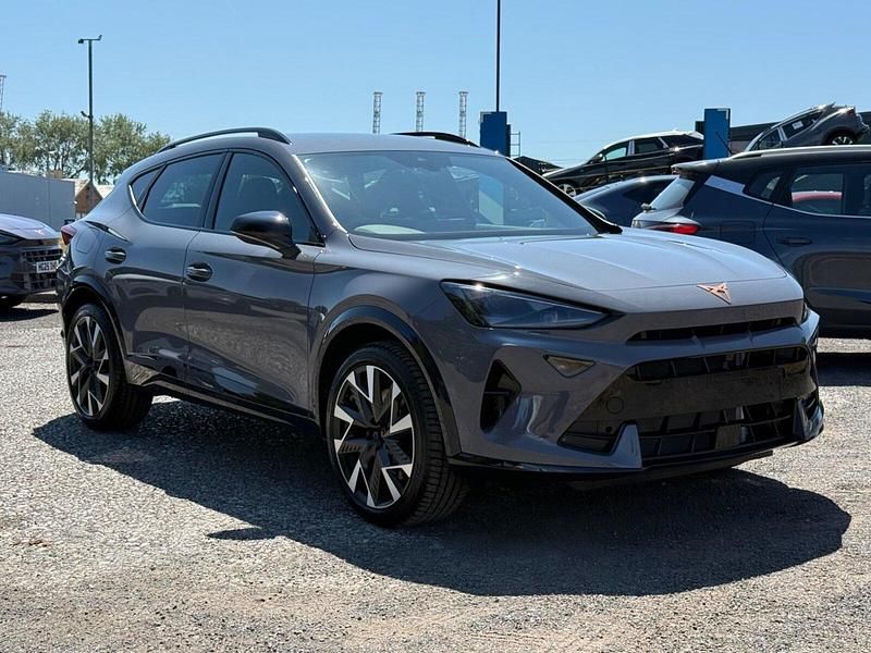 Graphene grey New 2025 Cupra Formentor VZ1 SUV | £37,015 (Fair price) - Image 1/4