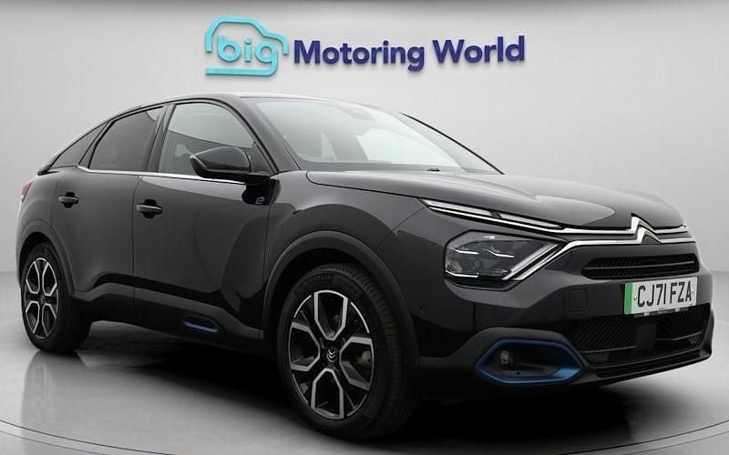 Used 2022 Citroën e-C4 Shine Hatchback | £11,200 (Fair price) - Image 1/4