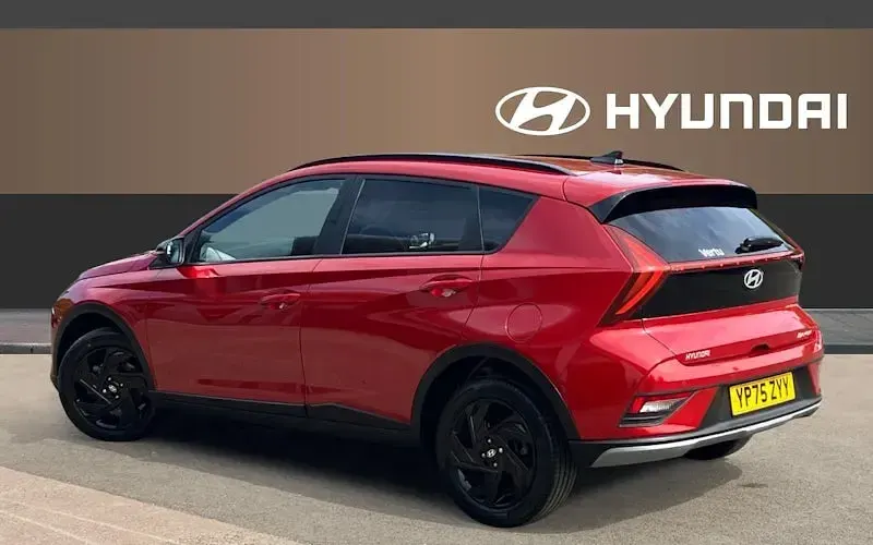 Used Hyundai Bayon Blackline 90 HP (66 kW) 2025 Red SUV