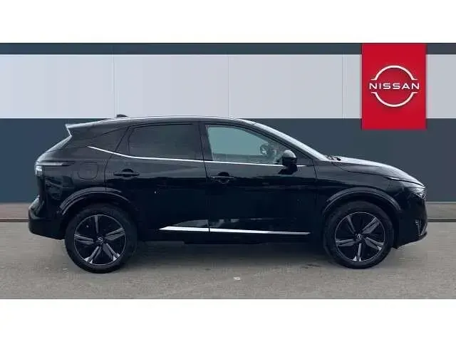 Used Nissan Qashqai Tekna 138 HP (101 kW) 2025 Black SUV