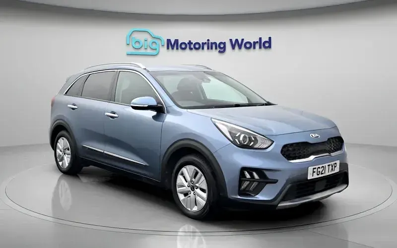 Second-hand Kia Niro 141 CP (103 kW) 2021 Albastru SUV