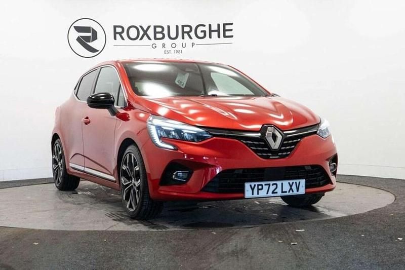 Used Renault Clio V Techno 145 HP (106 kW) 2022 Red Hatchback