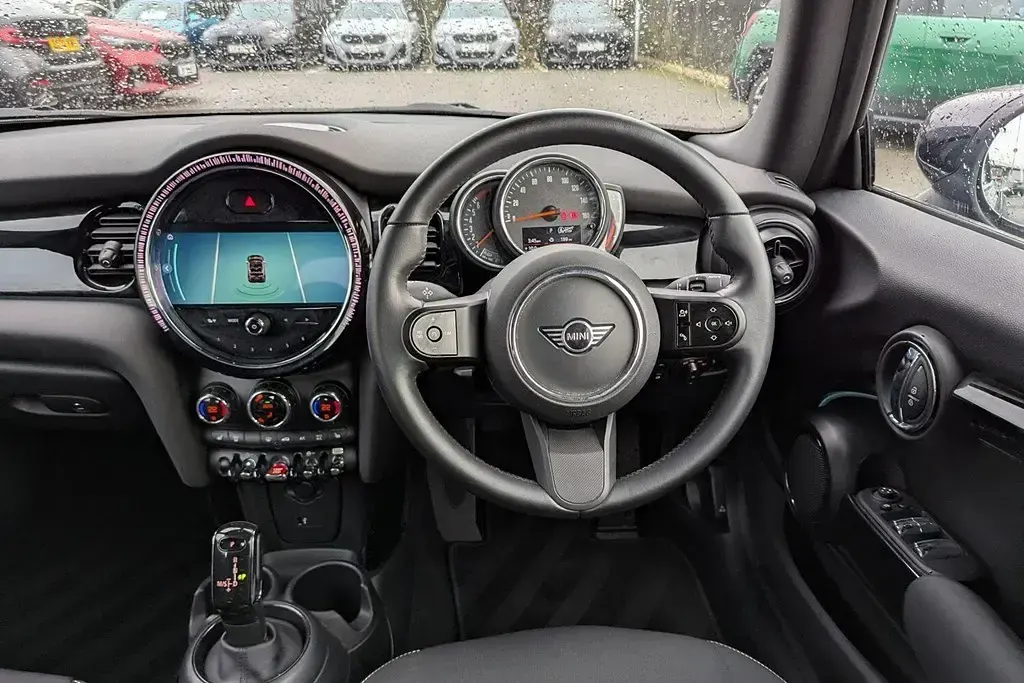 Begagnad Mini Cooper Cabriolet Classic 2022 Svart Cab