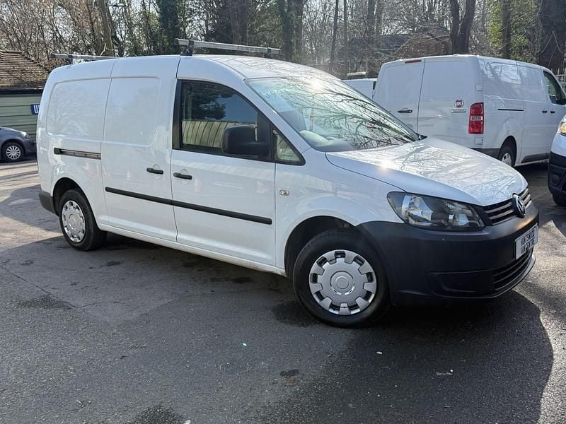 Used VW Caddy Maxi Startline 102 HP (75 kW) 2015 White MPV