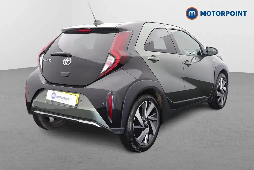 Used Toyota Aygo X 2022 Green SUV